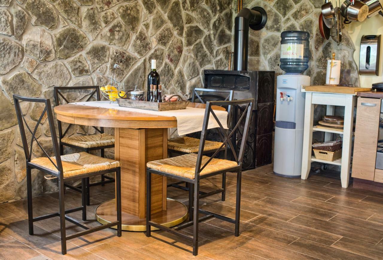 Stone House Vlasta Drnis Bagian luar foto